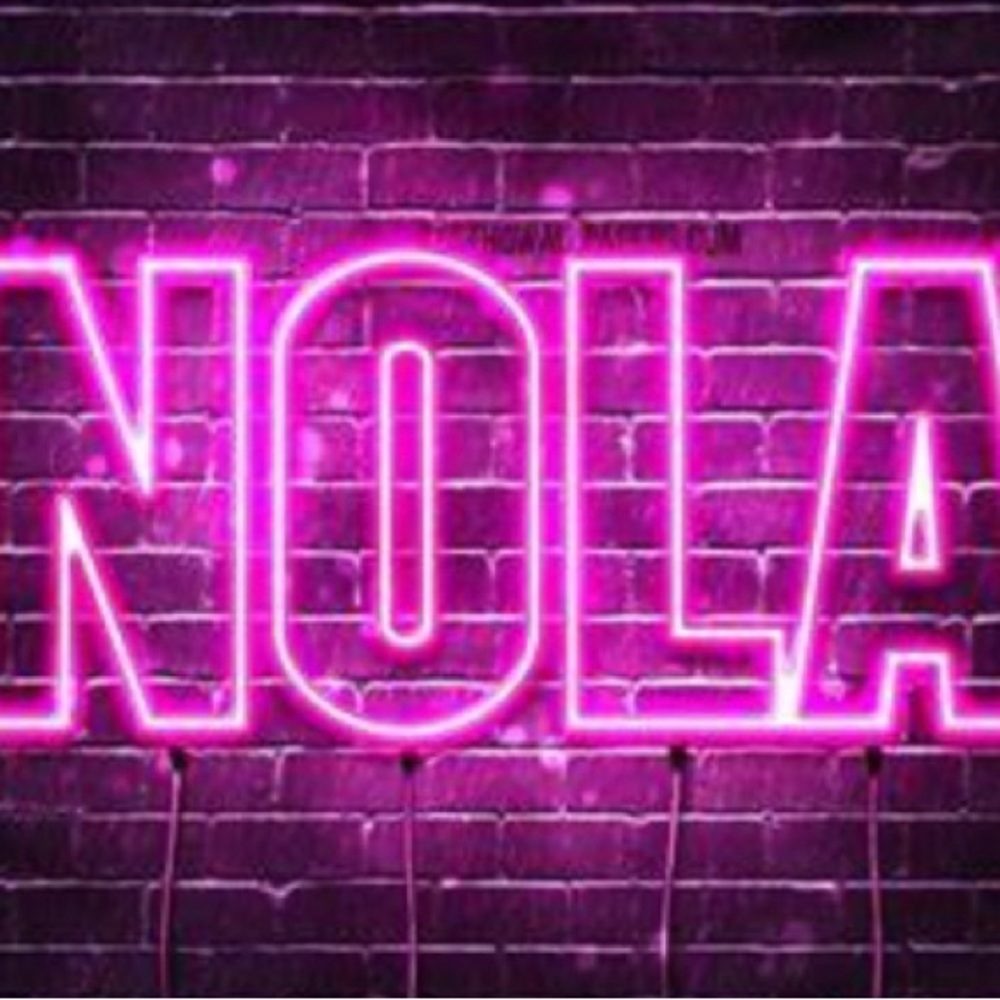 Meet your Posher, Nola